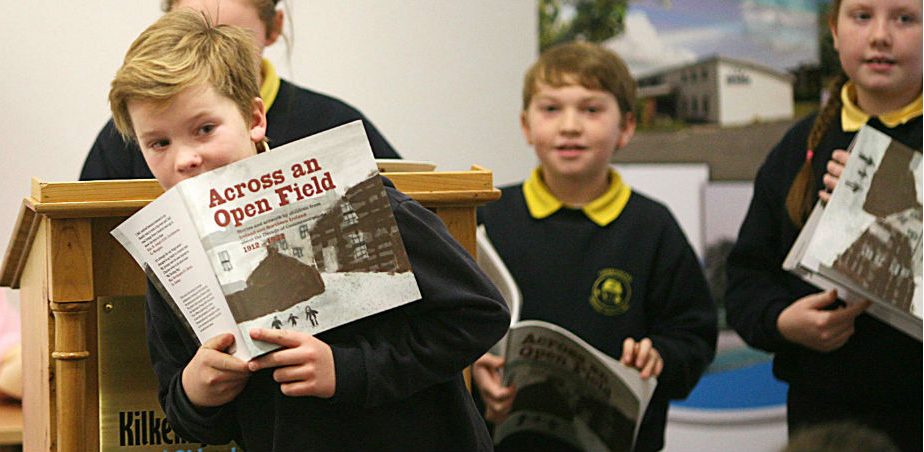 1st-irish-history-book-by-children-launch5_edit3