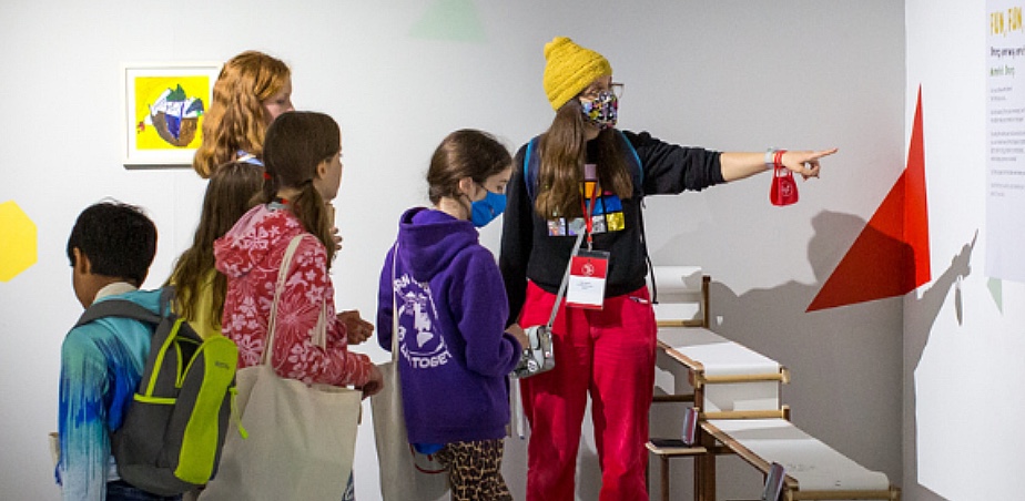 Childrens_Advisory_Panel_2021-crop