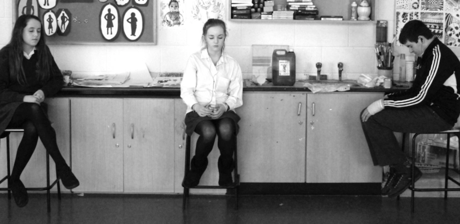 Cluas le hÉisteacht (c) Maree Hensey