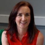 Lisa - headshot_edit