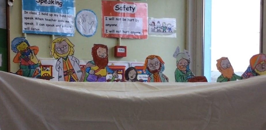 Image copyright Naomi Cahill - Puppetry